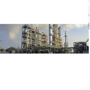 Moderno sistema de destilación industrial de alto rendimiento para procesamiento químico y líquido - Product Image 1