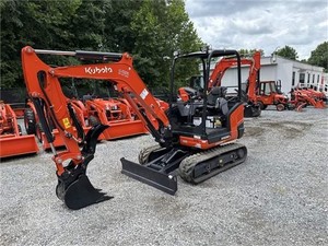 Utilisé pour les KX030-4 de Kubota Mini Wheel Excavator Core Components, y compris la pompe à moteur et la boîte de vitesses - Product Image 2