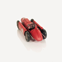 OMH - Figura de Piloto de Fórmula Uno para el Modelo Lancia 1954 33Lx12.7Wx11.4H cm, Acrílico Pintado a Mano, Mesa Rectangular Moderna AR019