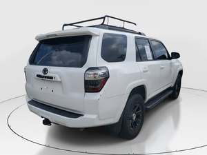 ¡COMPRA AHORA! Subasta de Autos Usados: SUV 4Runner Trail Edición Especial 2022 4x4 para Uso Comercial - Product Image 5