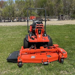 รถตัดหญ้า Kubota F3710 แบบ Zero Turn พร้อมเครื่องยนต์รับรองคุณภาพ ระบบควบคุมพวงมาลัย  ใบมีดตัดหญ้าขนาด 72 นิ้ว  รางยางวิศวกรรมแบบกว้าง - Product Image 2