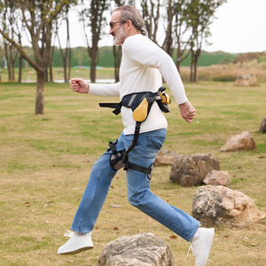 La conception d'exosquelette Stablego aide à réduire la pression sur les jambes des personnes âgées, ce qui facilite la randonnée. - Product Image 6