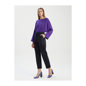 Pantalon/Pantalon pour femme BGN en laine mélangée avec détails au niveau des genoux Modèle W24P153 - Product Image 3