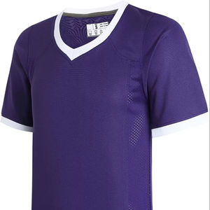 Proveedor de Uniformes Deportivos Personalizados Ofrece Camisetas de Fútbol Cortas para Hombre, Tejido Transpirable y Ligero para Clubes y Torneos - Product Image 1