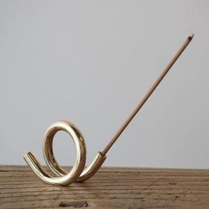 Soporte de incienso curvo de metal dorado, decoración moderna de lujo, quemador de incienso elegante, accesorio de mesa hecho a mano para meditación - Product Image 6