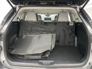 2024 juguete-OTA Highlander LE Sport Utility 4D perfectamente - Product Image 3