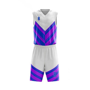 Uniforme de Baloncesto Personalizado con Logotipo en Color Sólido, Diseño Moderno, Ropa Deportiva Transpirable de Secado Rápido, 100% Poliéster, con Nombre del Equipo - Product Image 3