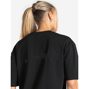 Camiseta negra informal de gran tamaño con logotipo personalizado para mujer, camiseta de manga corta con cuello redondo y 100% de algodón orgánico, camiseta elegante para entrenamiento de yoga y gimnasio - Product Image 5