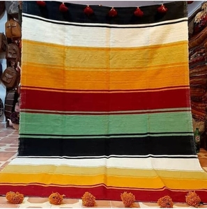 Ensemble de 2 couvertures décoratives pliées en coton solide et durable 600TC pour toutes les saisons, tissées pour la maison, pour salon et chambre à coucher - Product Image 1