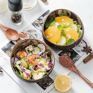 Ensemble de bols en noix de coco naturelle et de cuillères en bois de coco, vaisselle écologique faite à la main du Vietnam - Product Image 3
