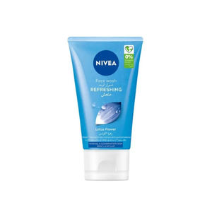 Nettoyant visage purifiant, texture gel douce pour une peau propre, saine, rafraîchissante et équilibrée Nivea - Product Image 1