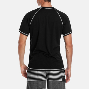 Chemise courte coupe sèche UPF 50 + pour hommes, vêtements de plage respirants avec logo avant pour la plongée, le surf et les sports de plage - Product Image 2