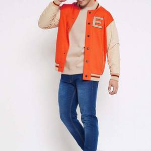 Veste bomber varsity pour homme, en laine, manches en cuir, col montant, légère, boutons, design à patch - Product Image 5