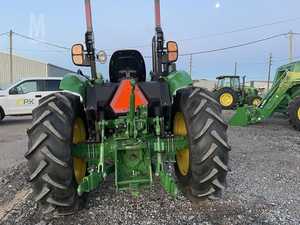 JohnDerr 5055E 55HP 4x4 Tractor de rueda agrícola 60 cubierta de siega alta eficiencia de trabajo engranaje núcleo bomba cojinete motor Motor 2 años - Product Image 5