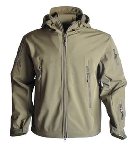 Produit le plus vendu Dernière capuche amovible Mountain Veste softshell coupe-vent pour hommes vente en gros - Product Image 1