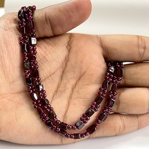 สร้อยคอลูกปัดโกเมนทำด้วยมือสไตล์วินเทจสร้อยคอลูกปัดสีแดง - Product Image 1