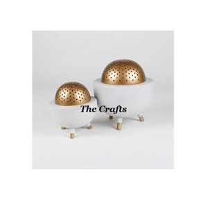 Brûleur à Bakhoor de qualité supérieure en fer blanc et or, Mabkhars, brûleur à Bakhoor pour l'utilisation de parfums de mariage - Product Image 1