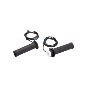 Manopole Riscaldate Originali Yamaha B7N829A00000, Accessori per Manubrio Moto per MT-09 (2021-2022) - Product Image 1