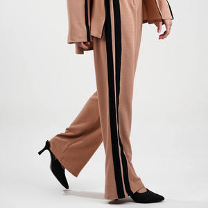 ชุดเซ็ตเสื้อฮู้ดดี้และกางเกงจ็อกเกอร์ผ้าฟลีซคอตตอน 100% สไตล์สตรีทแวร์สำหรับฤดูหนาว พร้อมโลโก้สั่งทำพิเศษ - Product Image 5