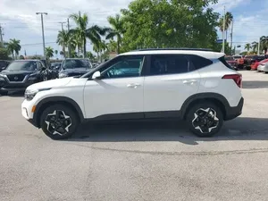 Kia Seltos EX 2024 Usado en Excelentes Condiciones - Product Image 3