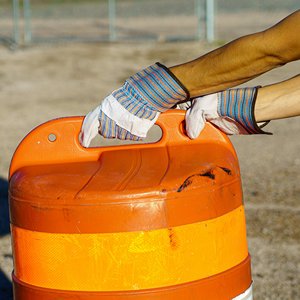 ถุงมือหนังสำหรับทำงานในมือที่ทำจากหนังและฝ่ามือเพื่อความทนทานและการยึดเกาะ - Product Image 2