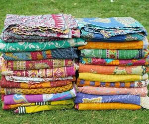 Venta al por mayor Vintage Kantha Edredones | Mantas y mantas de algodón reversibles hechas a mano | Colección de ropa de cama Boho indio hecho a mano - Product Image 1