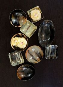 CUENCO DE CUERNO DE BÚFALO DE LOOKING WATERS PARA SERVIR COMIDA Tazón de cuerno decorativo ÚNICO para centros de mesa Tazón de cuerno sostenible - Product Image 3