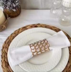 Venta al por mayor precio barato Rhinestone Bling servilletero ratán servilletero hebilla para boda lugar ajuste servilleta Decoración - Product Image 5