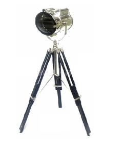 Le plus en demande Décoratif Métal Élégant Laiton Plancher Nickel Spot Light - Product Image 1