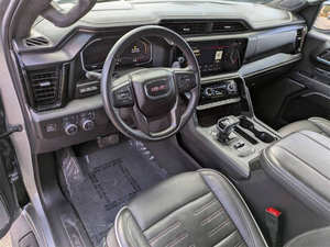 GMC Sierra 1500 AT4X Usada de 2024 - Product Image 4