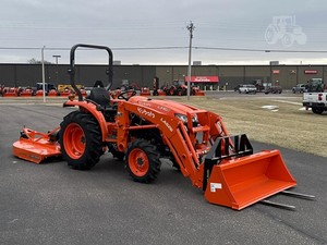 รถแทรคเตอร์4WD L3302HST 2025 Kubota 70HP เครื่องยนต์ดีเซล Massey Ferguson รถแทรกเตอร์ขนาดเล็กขับเคลื่อน4x4 - Product Image 2