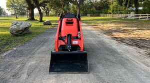 Compre una Minicargadora Kubota SCL100 de Alta Calidad con Certificación CE EPA, Cargadora Frontal de 9 Toneladas, Minicargadora Kubota - Product Image 1