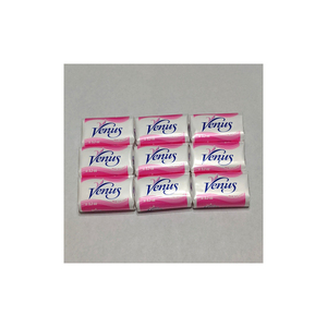 Savon éclatant infusé de la bonté naturelle de Vénus - Product Image 1