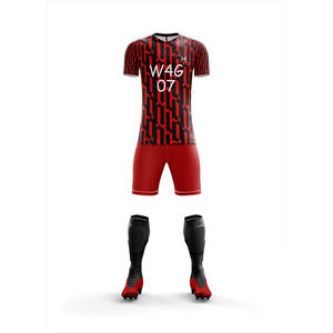 Ensemble de maillot et short de football personnalisé pour homme, imprimé par transfert thermique, 100% polyester, écologique, séchage rapide, extensible, uniforme de football - Product Image 2