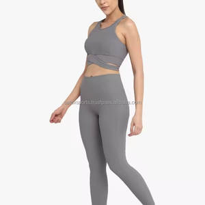 Ensemble de yoga pour femmes de qualité supérieure, taille haute, écologique, taille et couleur personnalisées, vente en gros - Product Image 3