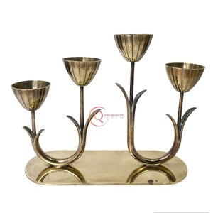 Nouveau design Candélabre en laiton doré Décoration de mariage Pot à bougie unique fait à la main pour accessoires d'éclairage Chandelier - Product Image 6