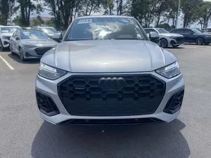 Usado 2024 Audi Q5 45 S línea Premium Plus - Product Image 6