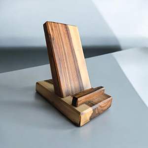 Support de téléphone portable en bois massif fait à la main de haute qualité respectueux de l'environnement Support de bureau personnalisé pour smartphone Bureau à domicile - Product Image 1