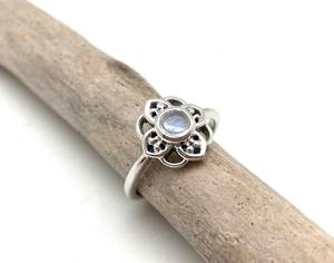 Anillo clásico de plata maciza 925, joyería para mujer, piedra lunar de Plata de Ley 925, piedra preciosa, estilo bohemio, anillo hecho a mano, regalo para mamá - Product Image 2