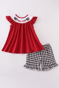 Ensemble de shorts smockés à broderie de l'Alabama Maroon Parfait pour les jours de match et les tenues mignonnes confortables de tous les jours - Product Image 3