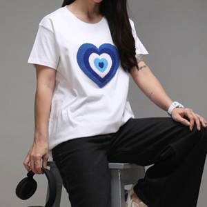 Camiseta de Algodón Cómoda para Mujer con Cuello Redondo, Diseño Único de Color en Contraste, Talla XL, Impresión Personalizada - Product Image 1