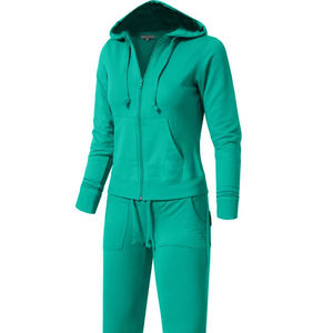 Survêtement d'hiver pour femmes avec capuche respirante et logo personnalisé de qualité supérieure avec motif imprimé - Product Image 1