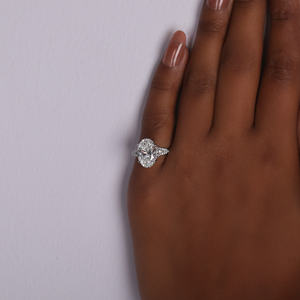 Anillo de compromiso de estilo clásico de oro macizo de 14 quilates con ajuste de Halo oculto Acento Diamante Corte ovalado IGI Certified Lab Creado - Product Image 1