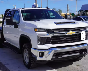 รถบรรทุกแบบมีแค็บ รุ่น 2500HD ปี 2024 ใหม่ใช้งานน้อย กระบะแบน 8 1/2 ฟุต - Product Image 3