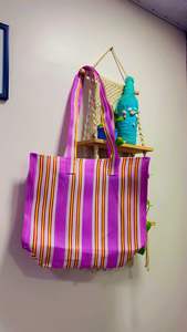 กระเป๋าผ้าไนลอนแบบมีซิปใช้ซ้ำได้เป็นมิตรต่อสิ่งแวดล้อมกระเป๋าใส่เครื่องสำอางแฟชั่นลายทางสำหรับเดินทางชายหาดทำจากผ้ากำมะหยี่ออกแบบได้ตามที่ต้องการ - Product Image 4