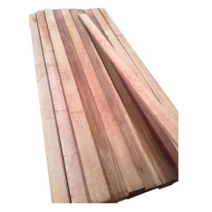 Vente en gros de bois de cèdre rouge 2X4X8 de haute qualité Bois de résineux canadien - Product Image 1