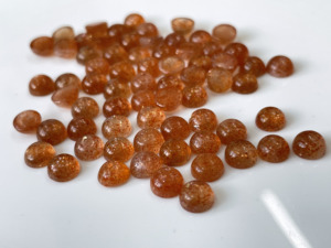 Natural Sunstone Round Cabochon 4mm Calidad AAA-Calidad superior Sunstone Round Cabochon - Product Image 4