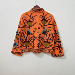 Veste bohème pour femme en coton 100% respirant, brodée à la main, motif floral, orange, style suzani - Product Image 4