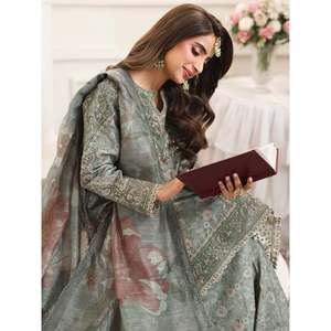 Collection Mohagani 3 pièces en mousseline de soie, chemise imprimée et brodée pour le printemps/été avec dupatta en soie et pantalon imprimé - BIC-008 - Product Image 4