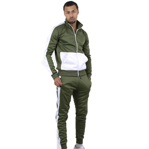 Ensemble de survêtement pour homme en coton confortable de qualité supérieure avec logo personnalisé, survêtement pour homme imprimé personnalisé - Product Image 5